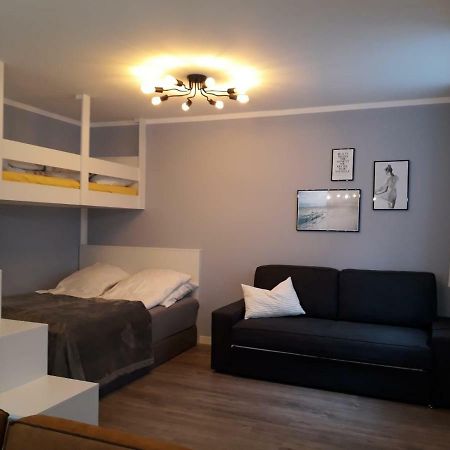 Petit Bagage 2019 Neueroeffnung Apartment Sankt Augustin Bagian luar foto