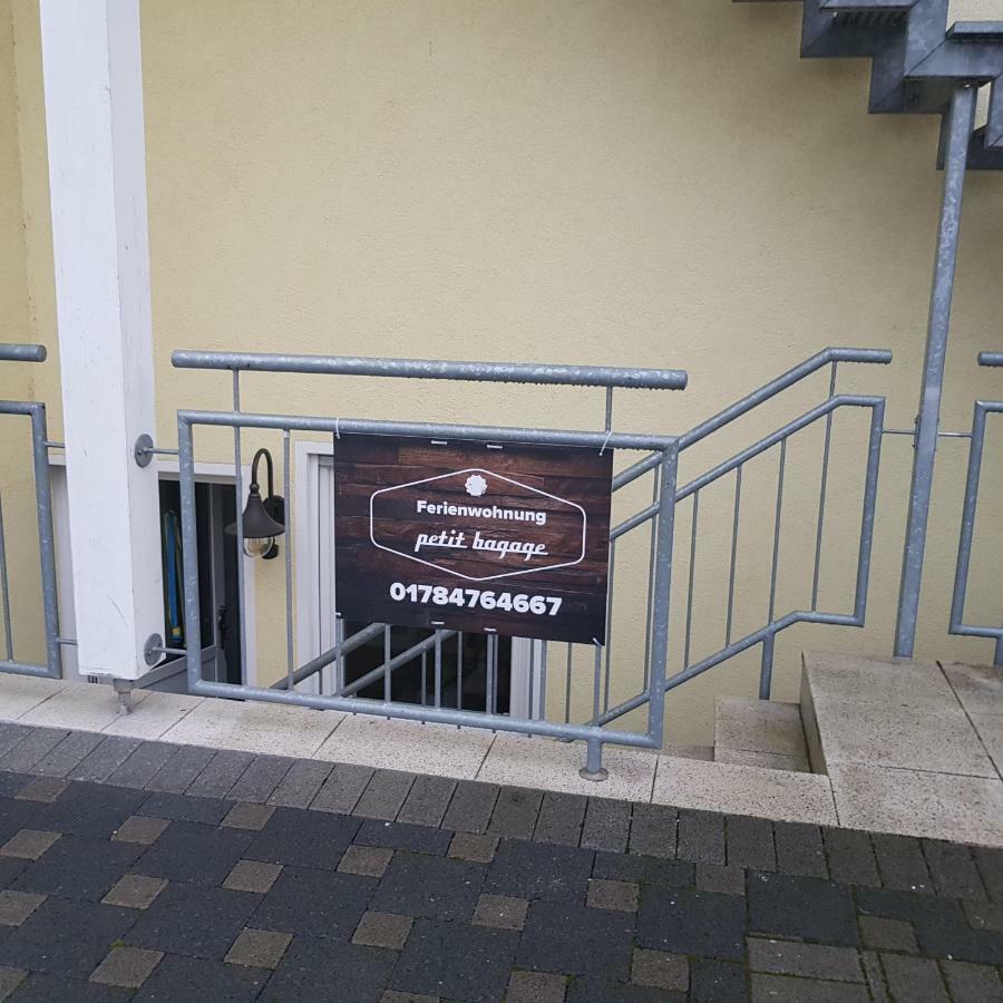 Petit Bagage 2019 Neueroeffnung Apartment Sankt Augustin Bagian luar foto