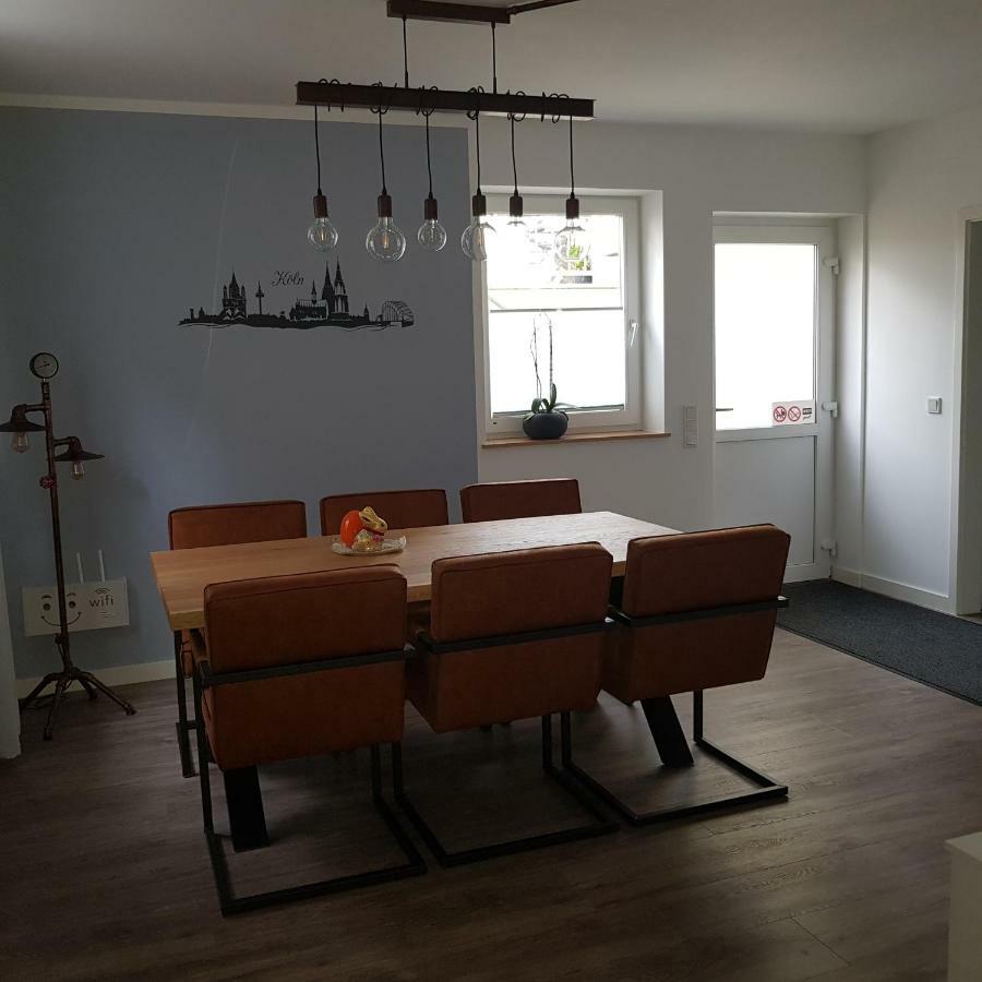 Petit Bagage 2019 Neueroeffnung Apartment Sankt Augustin Bagian luar foto